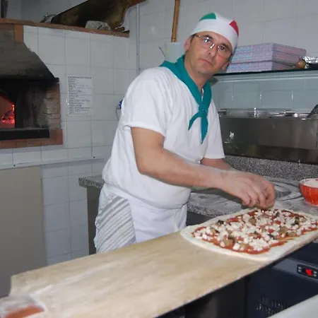 Kamp alanı Villaggio Nettuno Nerano