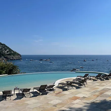 Villaggio Nettuno Kamp alanı *